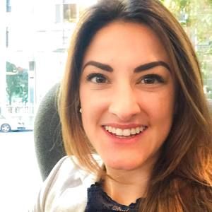 Meet your Posher, Jennifer